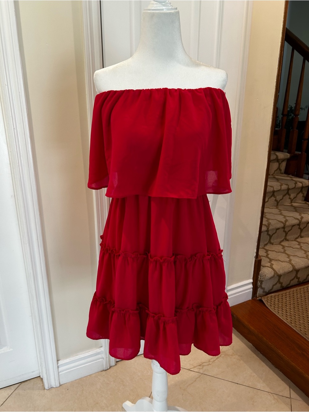 Lulus off shoulder Tiered Ruffle Mini Dress Flowy Summer Party Dress Medium